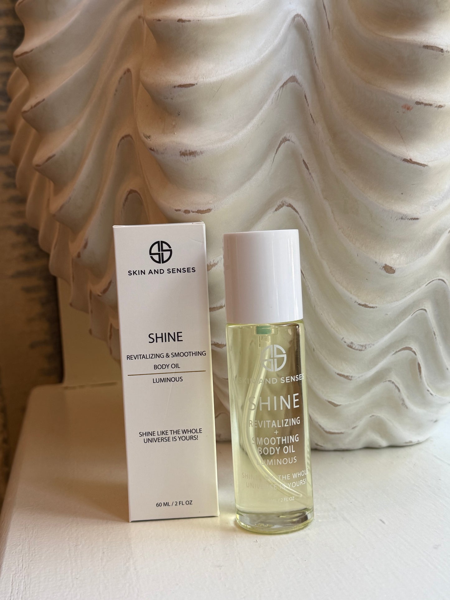 2 OZ. Hydrating Shine Body Oil
