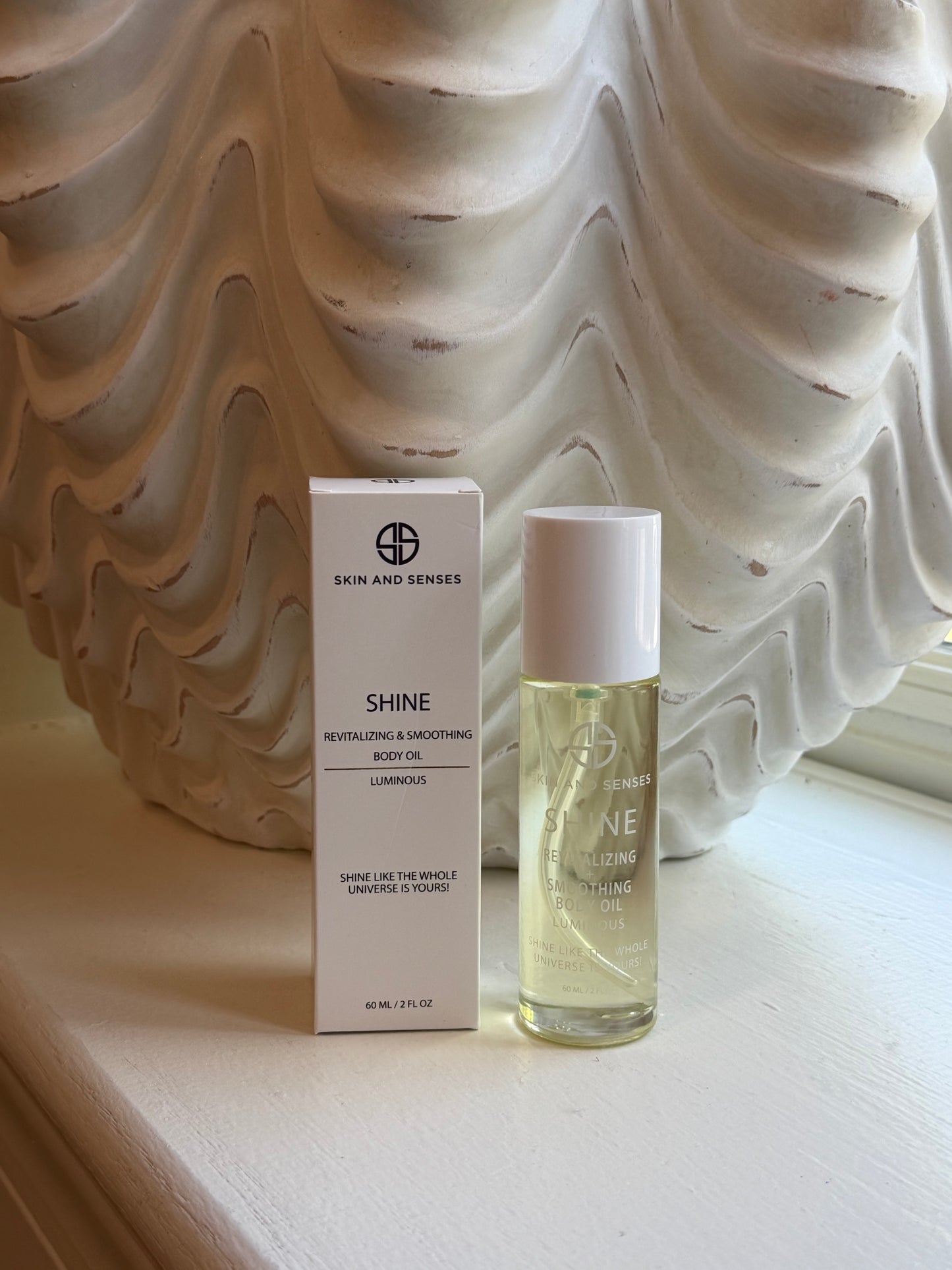 2 OZ. Hydrating Shine Body Oil